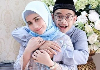 4 Adik Cowok Seleb yang Bikin Kita Klepek-klepek! Cocok Jadi Artis!