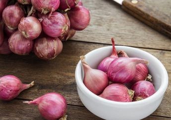 Cuma dengan Kunyah Bawang Merah Mentah Setiap Hari, Hal Luar Biasa Ini Akan Terjadi dalam Tubuh!