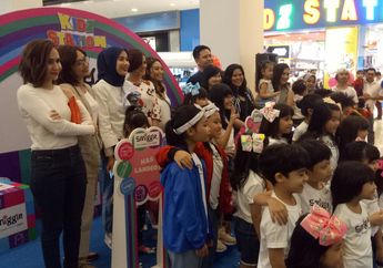 Ayu Dewi, Astrid Tiar dan Artika Hadiri Acara Smiggle di Jakarta, Begini Suasananya