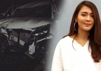 Seruduk Pantat Truk, Toyota Rush Istri Almarhum Gitaris Seventeen Hancur