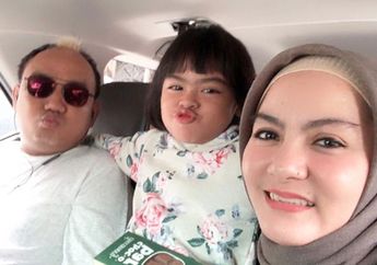 Jadi Komedian Terkenal, Tak Banyak yang Tahu Bila Azis Gagap Miliki 2 Istri dan Hidup Akur