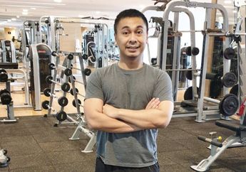 Lupa Tanggal Lamaran, Raditya Dika: Tanggal Gak Penting, yang Penting Dilamar!