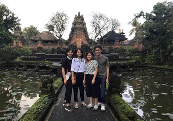 10 Momen Kompak Tohpati dengan Dua Putrinya yang Ternyata Sudah Beranjak Dewasa!
