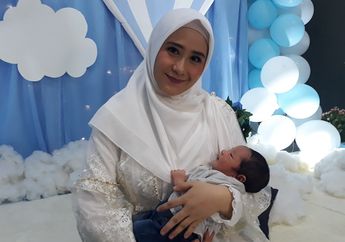 Anak Keduanya Bisa Tengkurap di Usia 2 Bulan, Ryana Dea Girang: Wah Pintarnya Masya Allah