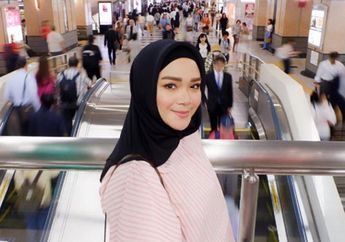 Gagal Dinikahi Presenter Kondang karena Beda Keyakinan, Sheza Idris Hidup Makmur Tinggal Di Rumah dengan Dapur Mewah