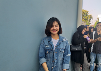 SAH! Tiwi Eks T2 Lepas Status Janda dan Resmi Dinikahi Seorang Pengusaha