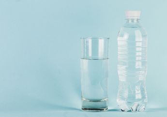 Hentikan Kebiasaan Mengisi Ulang Botol Plastik, Bisa Berdampak Buruk Bagi Kesehatan!