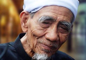 Sebelum Wafat, Mbah Maimun Zubair Pernah Minta Didoakan Meninggal di Hari Selasa dan Saat Tunaikan Haji