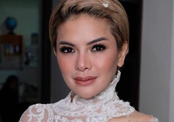 Masih Berseteru Dengan Suami Siri, Nikita Mirzani Terciduk Bermesraan Dengan Pria Bule di Restoran