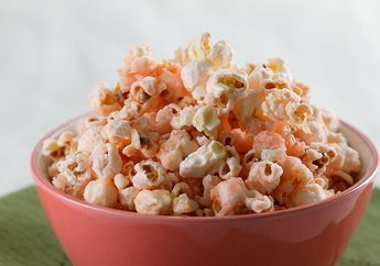 Resep Popcorn Stroberi Enak Bisa Jadi Teman Nonton Malam Ini