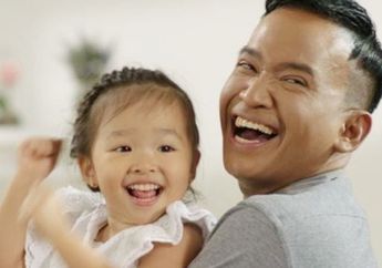 Baju Thalia Tersibak Saat Berenang, Reaksi Ruben Onsu Tuai Pujian