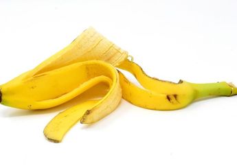Tak Perlu Lagi Minum Obat! Rebusan Kulit Pisang Ternyata Bisa Sembuhkan 5 Sakit yang Sering Kita Alami Ini! Wajib Coba