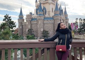 Jadi Janda 3 Kali Padahal Masih 25 Tahun Sampai Dituduh Pelakor, Semua Pasti Melongo Lihat Isi Dapur Artis Seksi ini