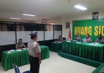 Bolos Kerja 62 Hari dan Pilih Jadi Tukang Ojek, Seorang Perwira Polisi Dipecat Secara Tidak Hormat