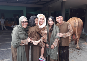 Ayu Ting Ting Kurban Sapi 1 Ton, Ayah Rozak: Sapinya Aja Ganteng Semoga Suaminya Ganteng dan Beriman