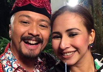Dikenal Pasangan Humoris, Kisah Cinta Dua Artis Ini Sempat Jadi Sorotan Lantaran Terlibat Skandal Perselingkuhan Hingga Pilih Nikah Siri di Hadapan Ibunda yang Terbaring Lemah di Rumah Sakit!