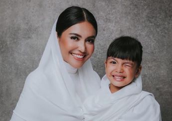 Denada Rela Jual Rumah dengan Meja Makan Mewah Demi Biaya Kanker sang Anak, Warganet Minta Hotman Paris Bantu Beli