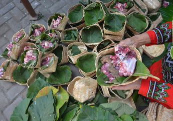 Pembagian Daging Hewan Kurban dan Kampanye Diet Plastik. Foto-Foto Ini Tunjukan Masyarakat Semakin Peduli Terhadap Bahaya Plastik Sekali Pakai!