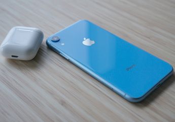 Apple Pertimbangkan Rencana Bundling iPhone dan AirPods Pada 2020
