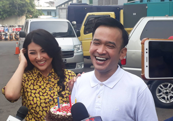 Resmi Jadi Anak Angkat Ruben Onsu, Betrand Peto Beri Kejutan untuk Sang Presenter