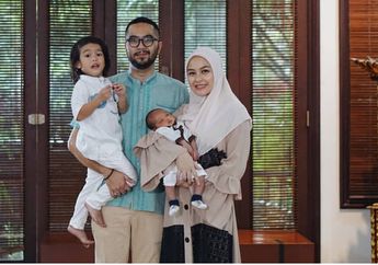 Dinikahi Pengusaha 'Berondong', Revalina S. Temat Kini Tinggal di Rumah dengan Dapur Mentereng & Super Mewah!