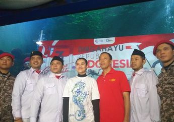 Jadi Pengibar Bendera di Dalam Air, Aaliyah Massaid Sempat Diseruduk Ikan Pari saat Latihan!