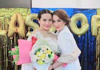 Penampilan Manis Anak Pertama Reza Artamevia, Zahwa Massaid Pakai Kebaya di Acara Kelulusannya!
