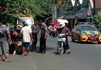 Emak-Emak di Probolinggo Kendarai Motor Lawan Arus, Tiba-Tiba Pingsan Setelah Lihat Ini