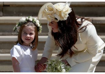 Kayak Kembar, Ini 6 Fashion Kompak Princess Charlotte & Kate Middleton!