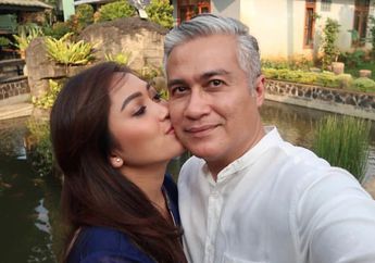 Lama Tak Ada Kabar, Adjie Pangestu Ternyata Nikahi Gadis yang 25 Tahun Lebih Muda! Potret Mesra di Restoran Jadi Sorotan