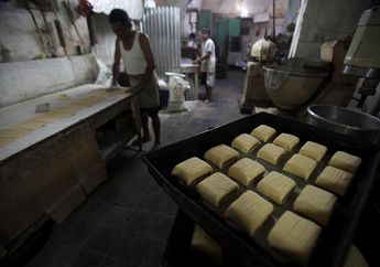 Toko Djoen: Mencecapi Rasa Khas Roti Lawas di Ketandan Yogyakarta