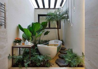 Suka yang Berbau Alam? Begini Trik Padukan Kamar Mandi dengan Vertikal Garden