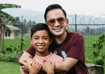 Orang Tua Bercerai, Betrand Peto Hidup dengan Oma dan Opa Sejak Usia 8 Bulan