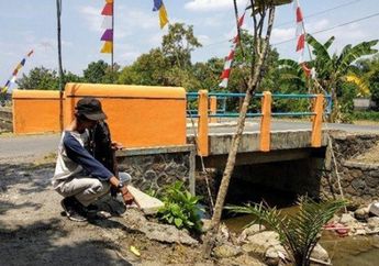 Warga Kaget Temukan Kaleng Biskuit Berisi Jasad bayi, Saat Dibuka Kondisinya Tidak Terduga!