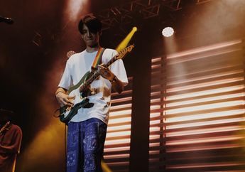 Foto-foto: Phum Viphurit Manggung di Pensi SMA Labschool Kebayoran, Sky Avenue 2019