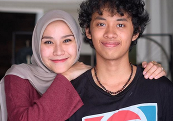 Kaya Kakak Beradik, Ini Potret Kompak Zaskia Adya Mecca dengan Putra Sambungnya, Bramastya Bhumi!