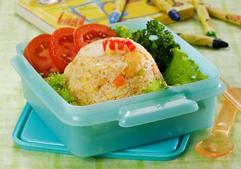 Resep Mudah Nasi Goreng Aneka Bakso, Menu Bekal Kesukaan Keluarga