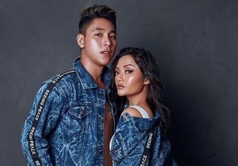 Super Romantis, Momen Siti Badriah Mandikan Krisjiana Baharudin Sukses Bikin Baper Netizen!