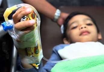 Dipeluk Sang Ibu, Foto-foto Anak Korban Kecelakaan Fatal di Tol Cipularang Ini Bikin Kita Trenyuh...