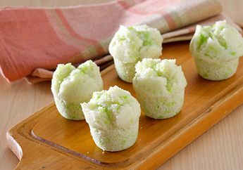 Resep Mudah Kue Mangkok Tape Ketan Hijau Ini Dijamin Manjakan Lidah