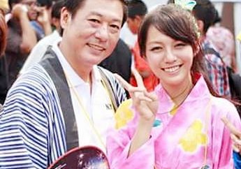 7 Potret Manis & Ayu Berhijab Putri Alm Chef Harada, Ayumi Harada!