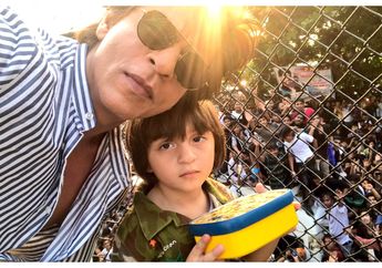 Ayahnya Aktor Tajir, Putra Bungsu Shah Rukh Khan Bikin Syok Netizen Karena Kepergok 'Nyeker' di Luar Rumah