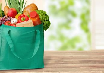 Lebih Bagus Dari Plastik, Nyatanya Reuseable Bag Punya 3 Bahaya Ini!
