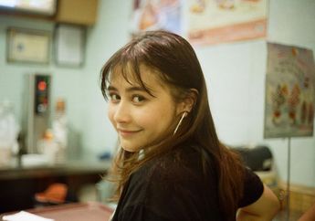 Tampil dengan Rambut Gelombang Berantakan, Prilly Latuconsina Dipuji!