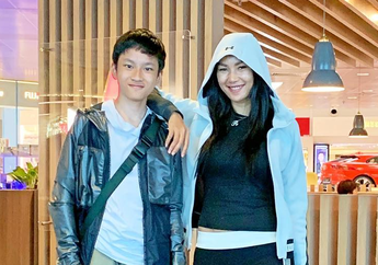 Awas Baper! 7 Momen Manis Azka Corbuzier, Anak Deddy Corbuzier & Ibunya, Kalina Oktarani