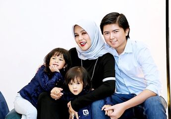 Dijuluki "Hot Mama" Padahal Sudah Mau Kepala 4, Kini Penampilan Olla Ramlan Bikin Pangling, Rahasianya Suka Makan Ini!