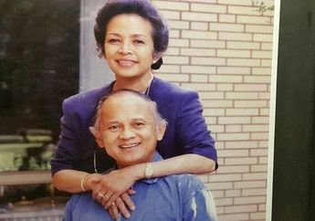 Mengenang Cinta dan Perjuangan Habibie Ainun Saat Tak Punya Uang 'Dia Masak Nasi dan Abon Lalu Tunggu Saya Pulang'