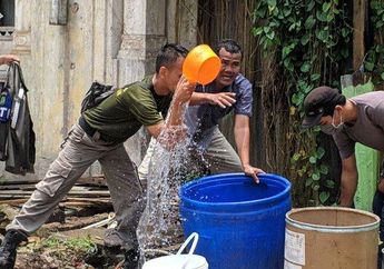 Penertiban Bangunan di Medan Ricuh, Satpol PP Dilempari Air Cabai dan Urin Sampai Muntah