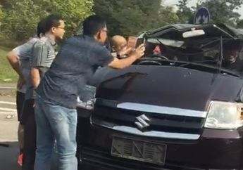 Tewaskan 3 Orang Seketika, Inilah Kronologi Kecelakaan Tol Jagorawi yang Korbannya Dikabarkan Terguling Hingga ke Luar Mobil