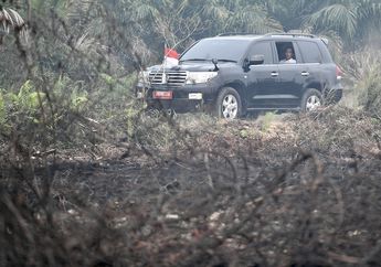 Diguncang dengan Keras Hingga Bikin Mabuk, Tim Pengusir Kabut Asap Terus Berburu Awan. Mengapa Hujan Tak Juga Segera Datang?